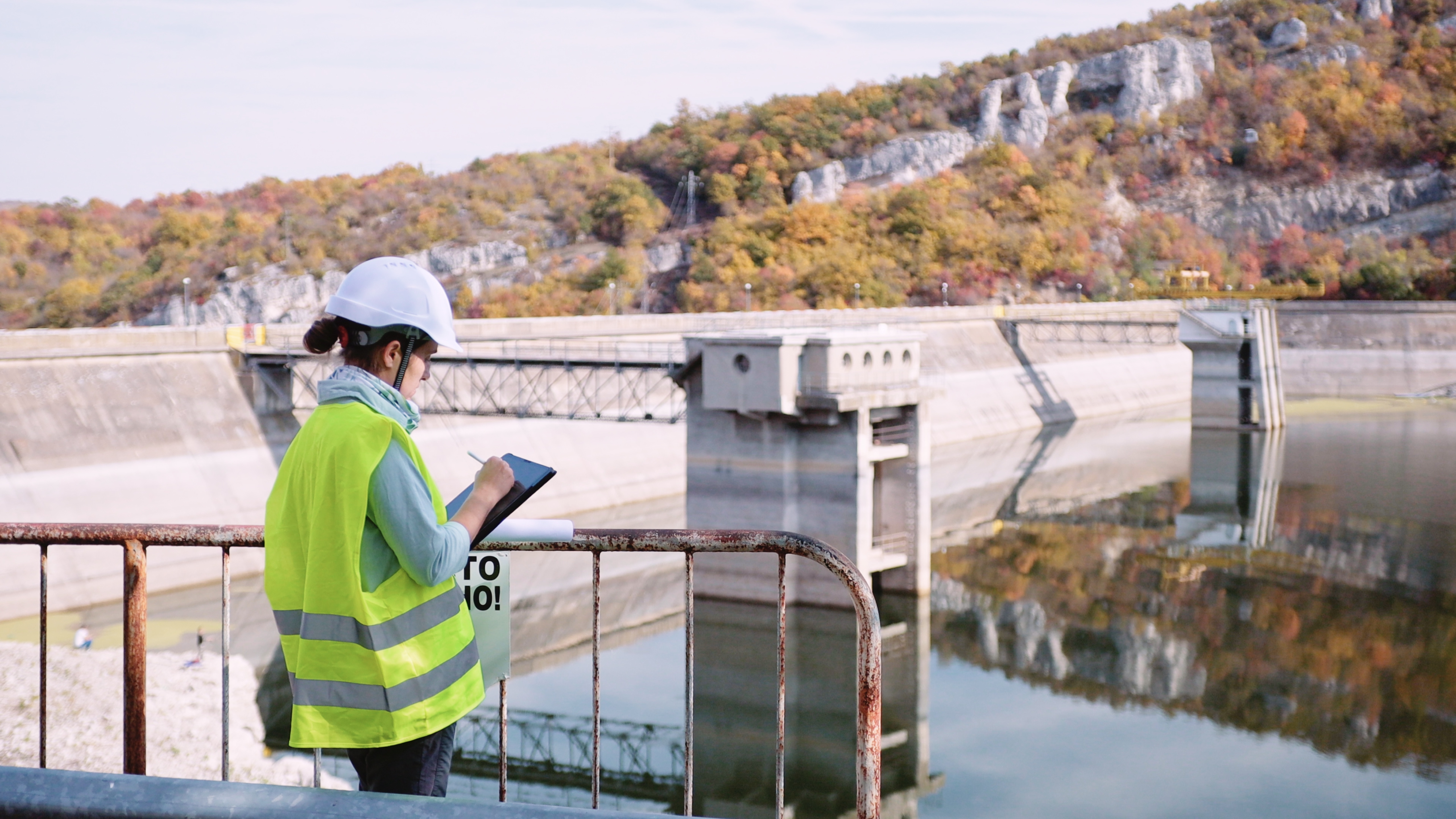 Nous sommes un fournisseur de premier plan de produits chimiques pour le traitement de l'eau. ?? 
